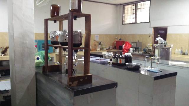 Lab farmasi2